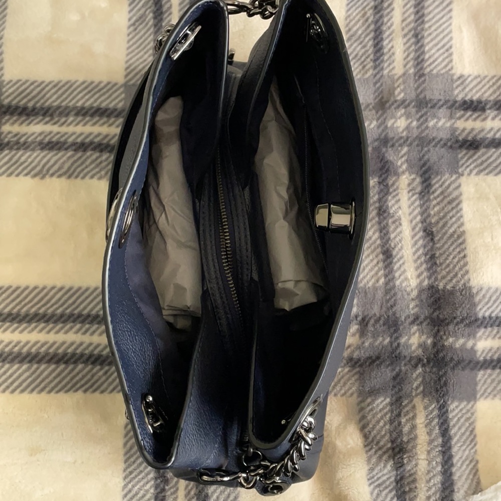 Coach Turnlock Leather Shoulder Bag Dark Navy - Picture 7 of 10